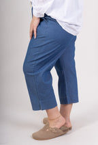 Cropped pants