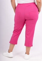 Plus Size Cropped Stretch Pants