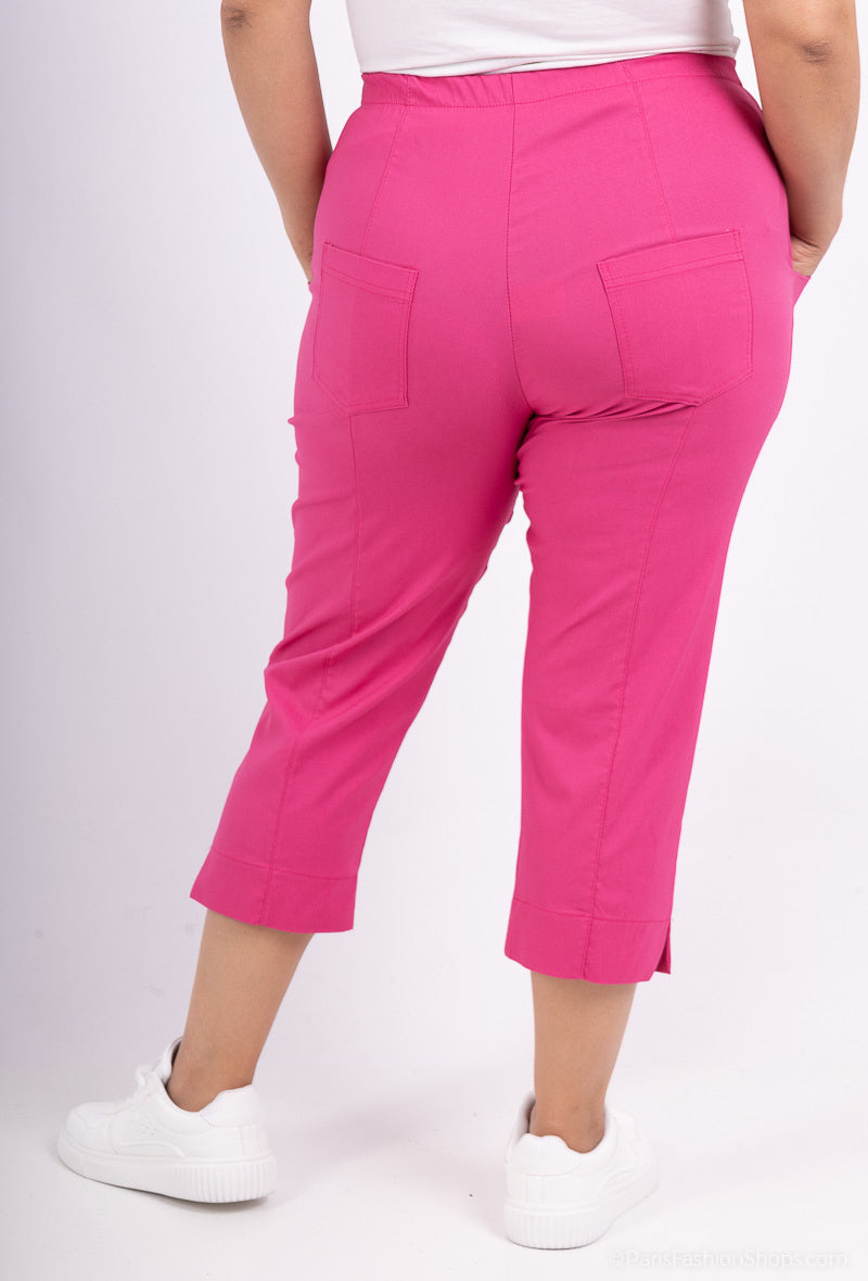 Plus Size Cropped Stretch Pants