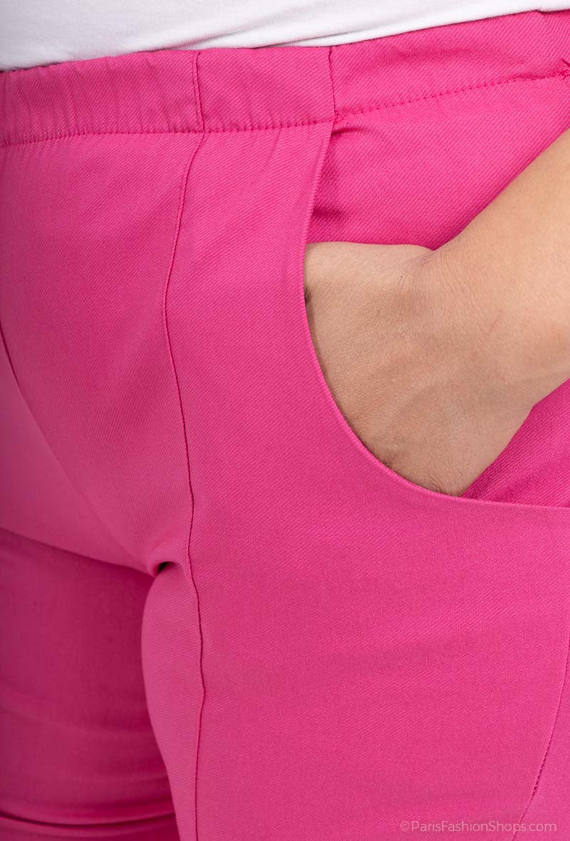 Plus Size Cropped Stretch Pants