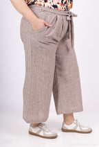 Cropped pants