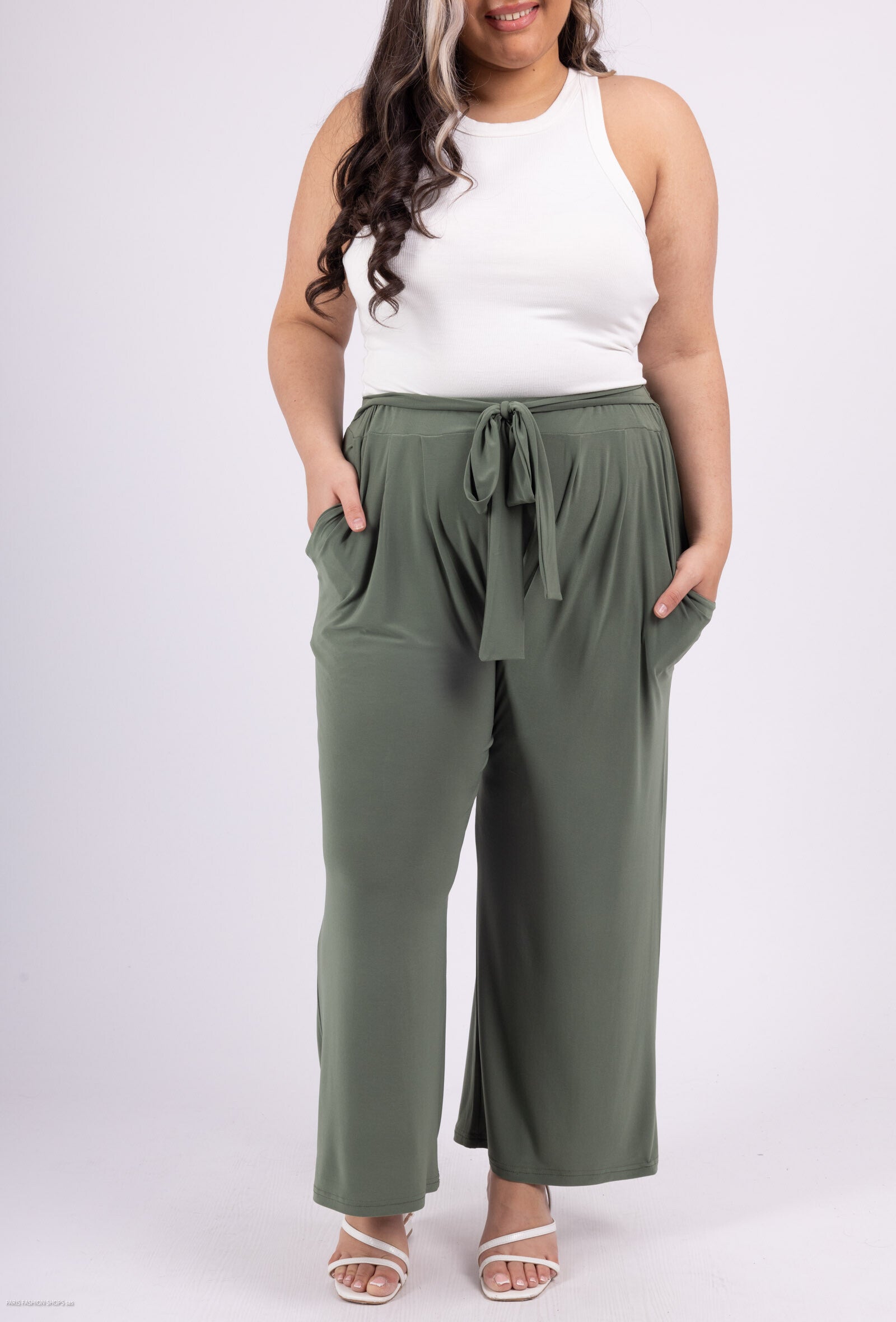 Plus Size Fluid Pantacourt Evashed with belt in large sizes