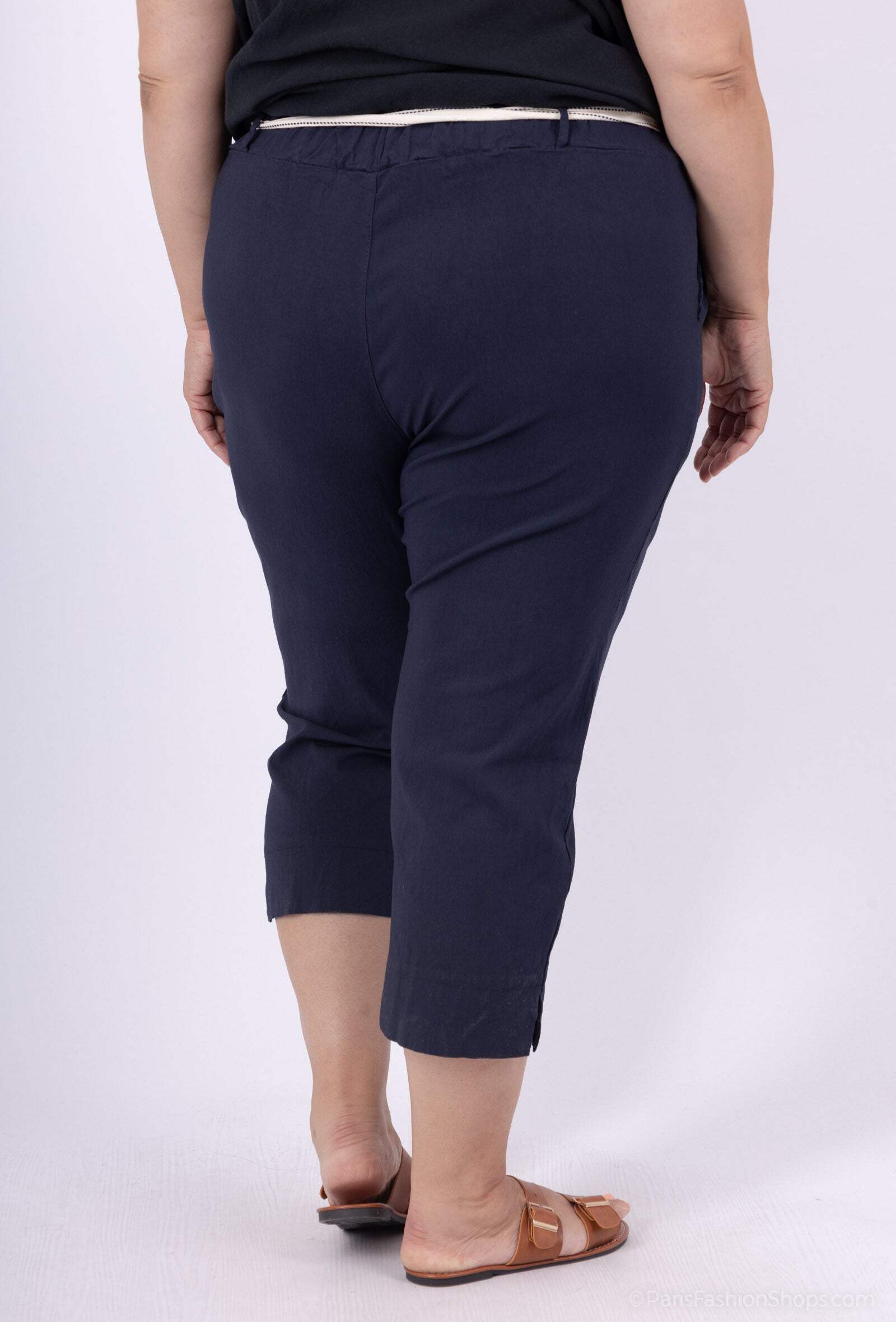 Plus Size Stretchy Cropped Pants