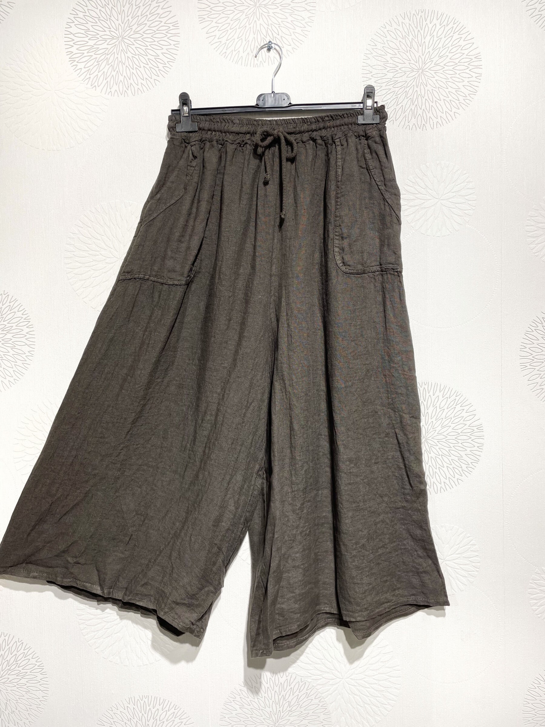 Plus Size 7/8 Byxor i Linne med T38 till T50 Fickor