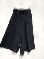 Plus Size 7/8 pants in linen with T38 to T50 pockets