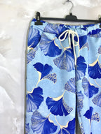 Mjuk färgglad tryckt byxa med dragsko och fickor i Stor Storlek