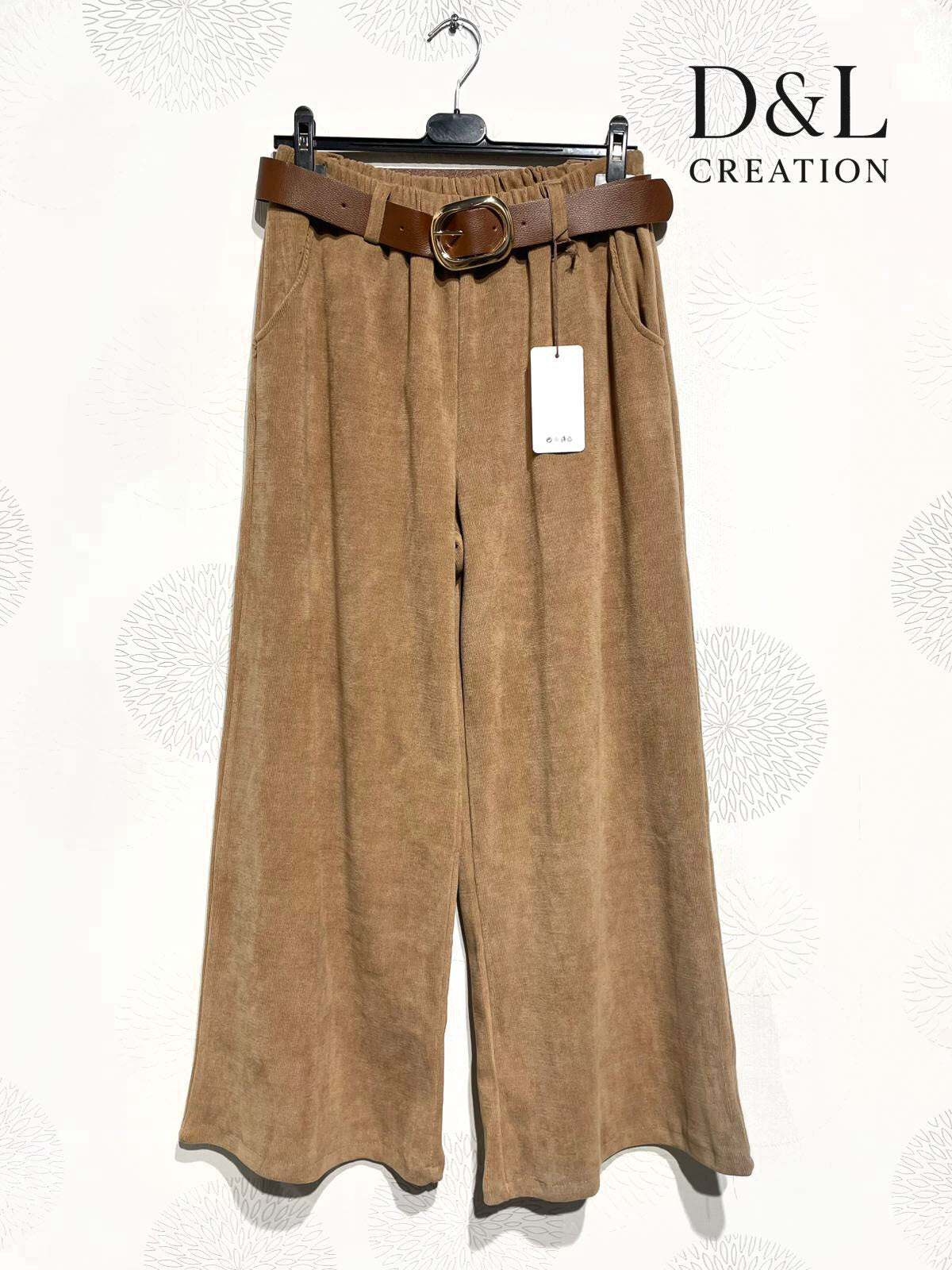 Mjuka och stretchiga sammetbyxor med vida ben, storlekar 38 till 48 i Stor Storlek