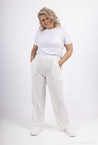 Plus Size Flowy Pants för alla säsonger