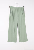 Plus Size Fluid pants for all seasons