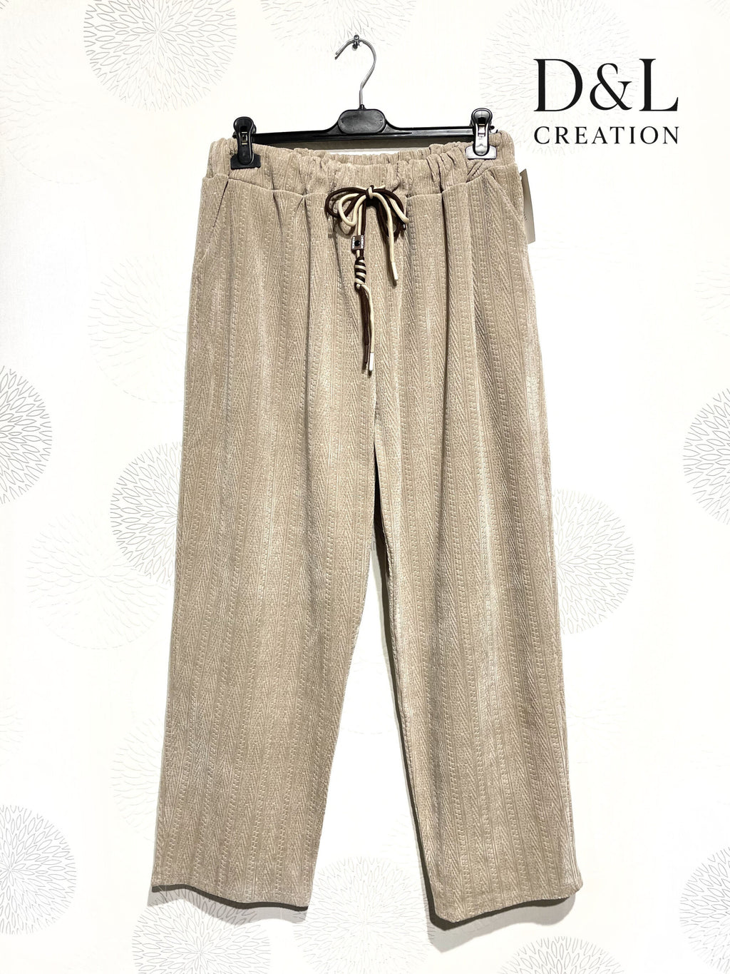 Plus size mönstrade sammetsbyxor T38 till T54 i Plus Size