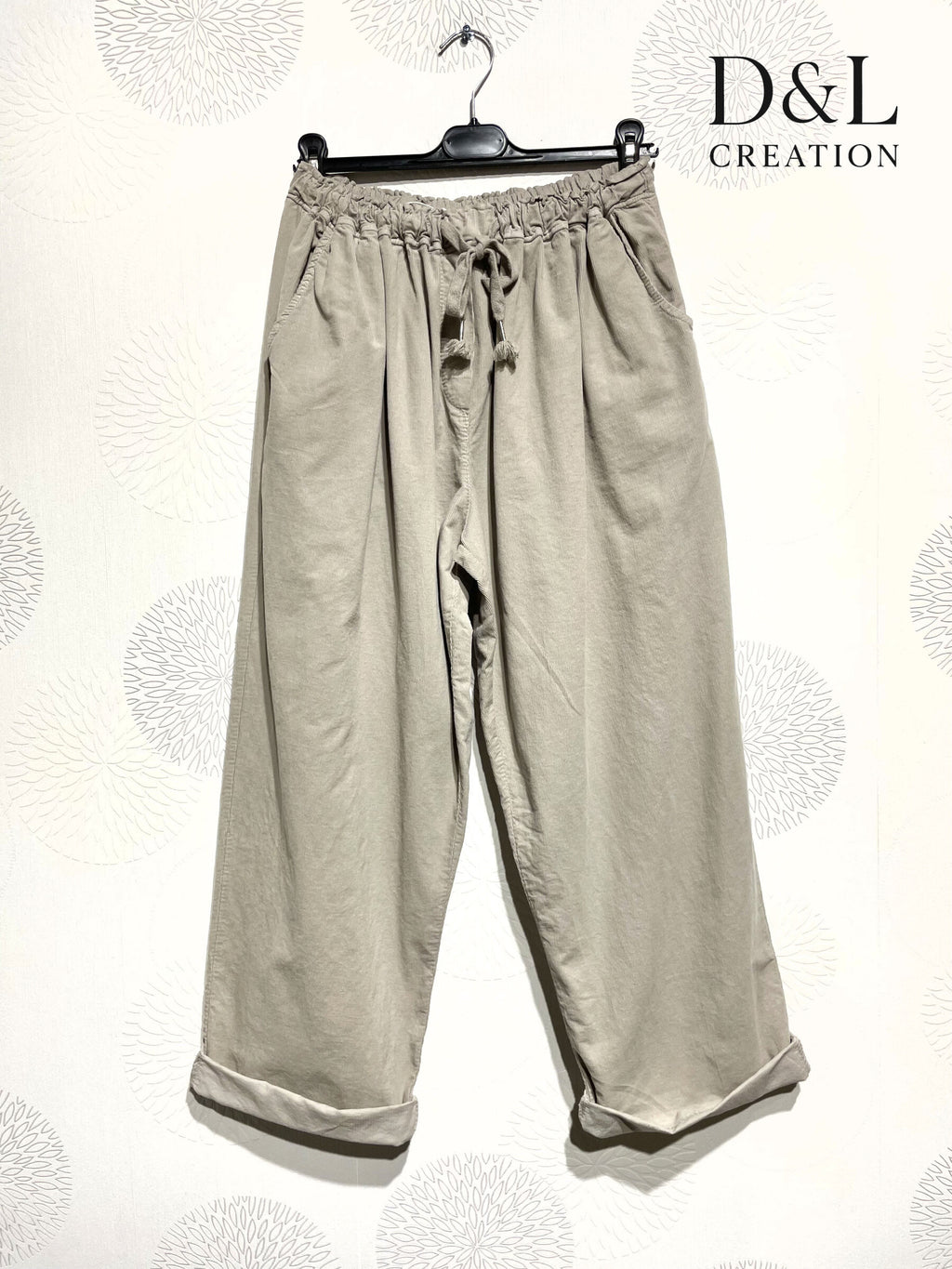 Plus Size Sammetbyxor i Storlek 38 till 54