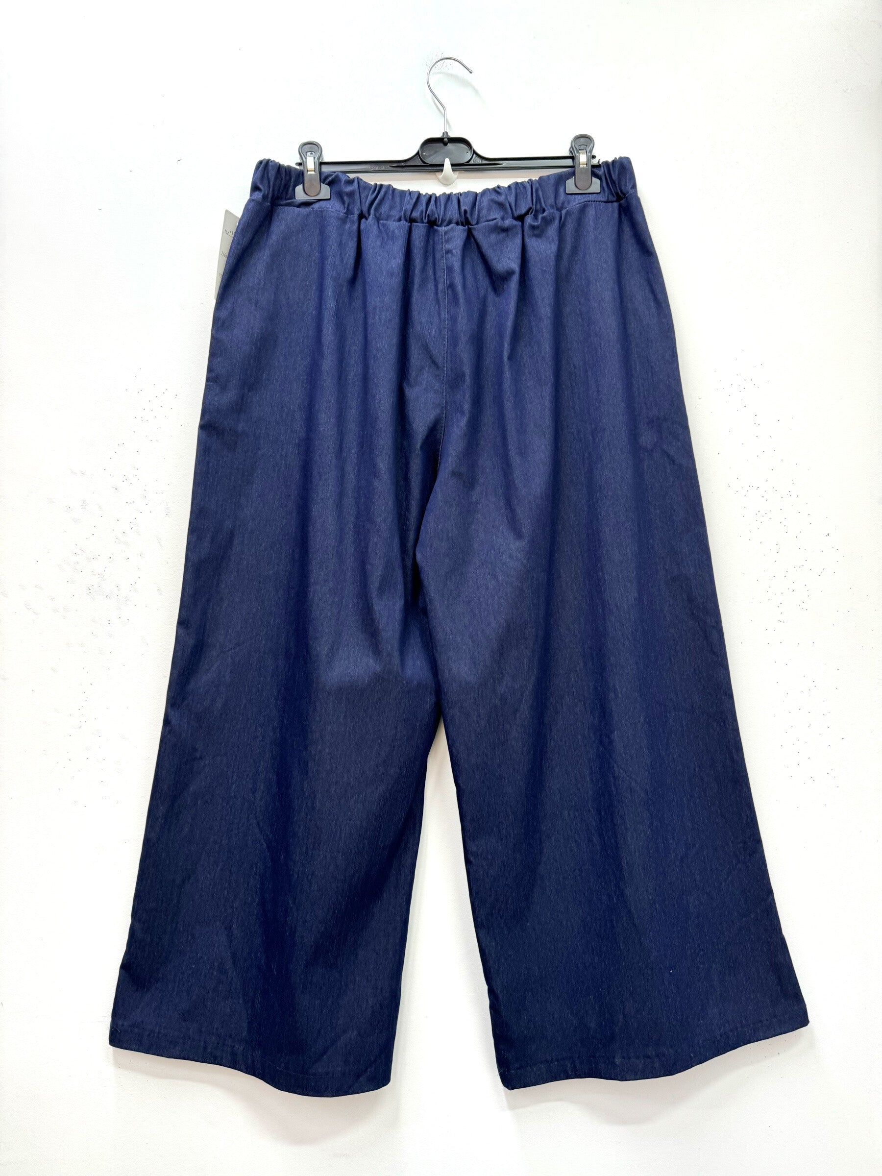 Plus Size Byx/Jeans med Knappar på Fickorna