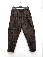 Leopard print jogger i Stor Storlek