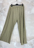 Plus Size Large openwork pattern with lining T38 to T48