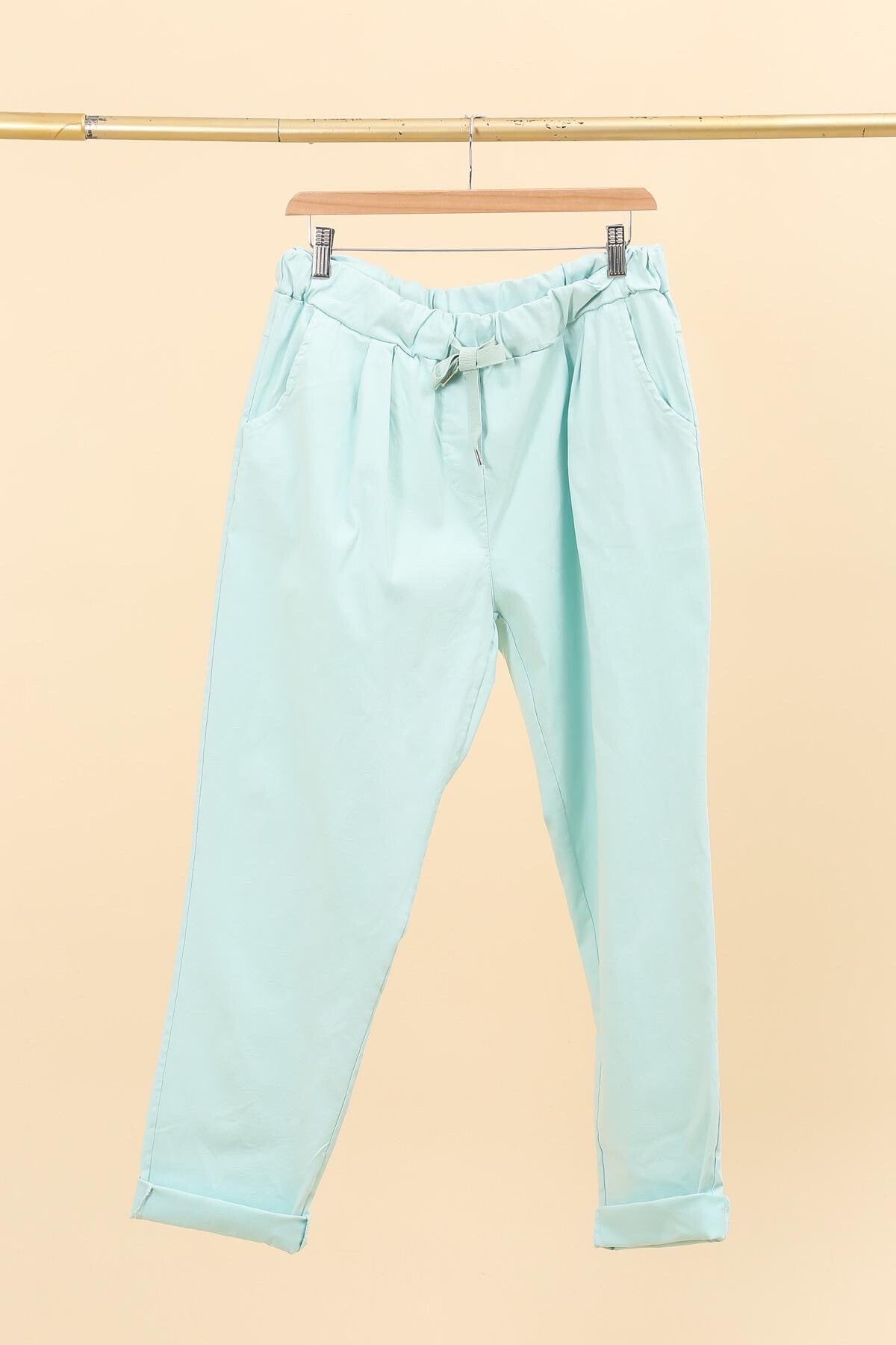 Plus Size Super stretchy pants with front pleats