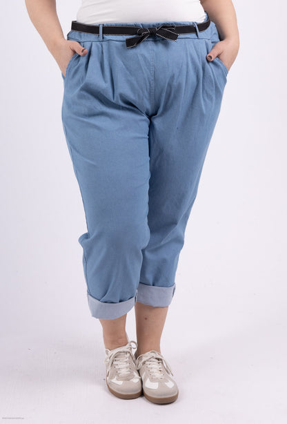 Plus Size Carrot pants / paperbag denim pants