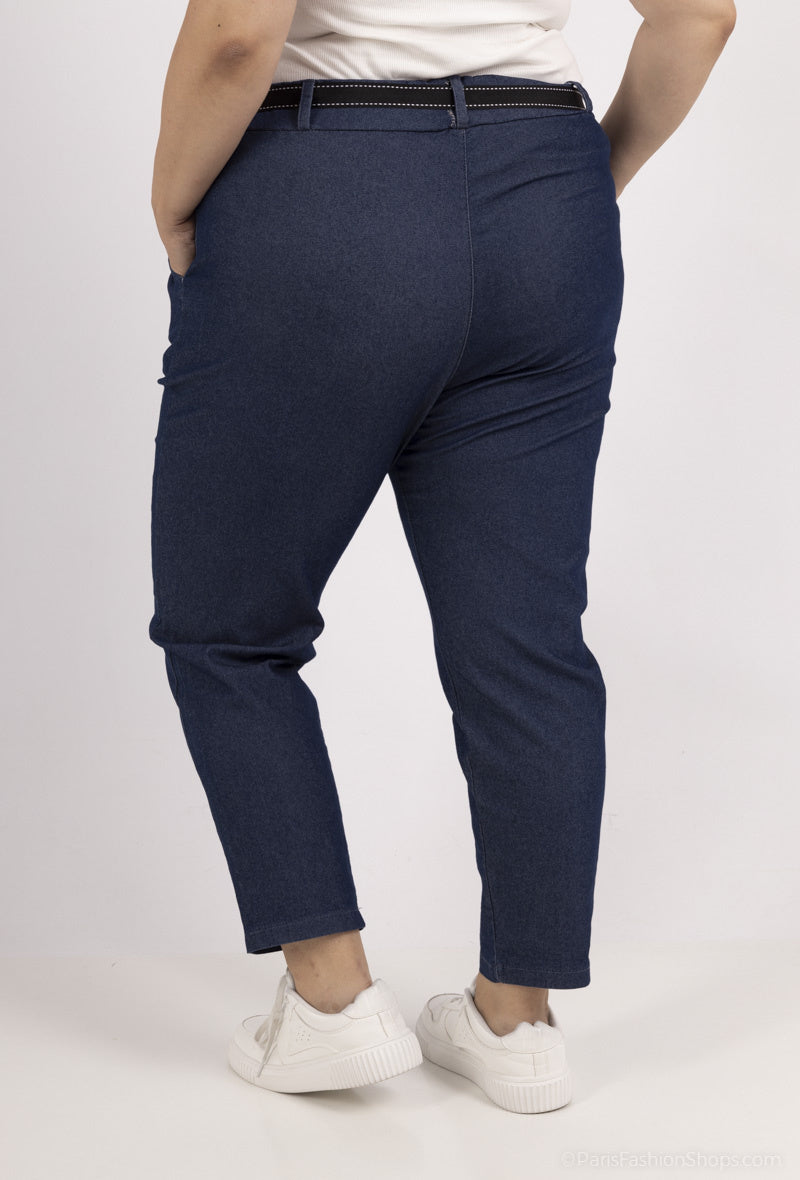 Carrot pants / paperbag denim pants i Stor Storlek