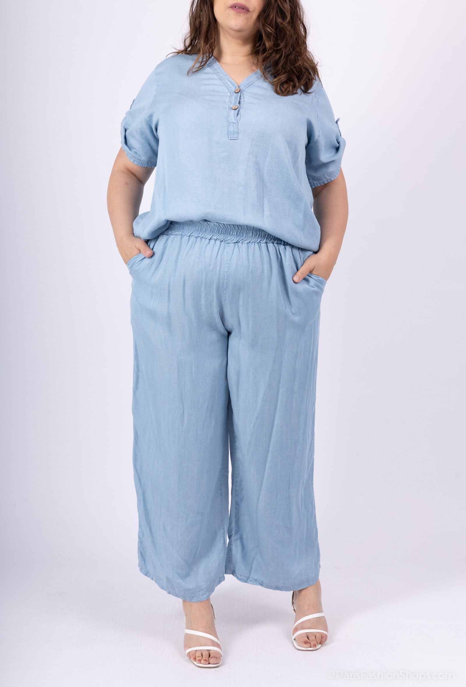 Plus Size Large leg pants with Téncel T40 denim pockets at T52
