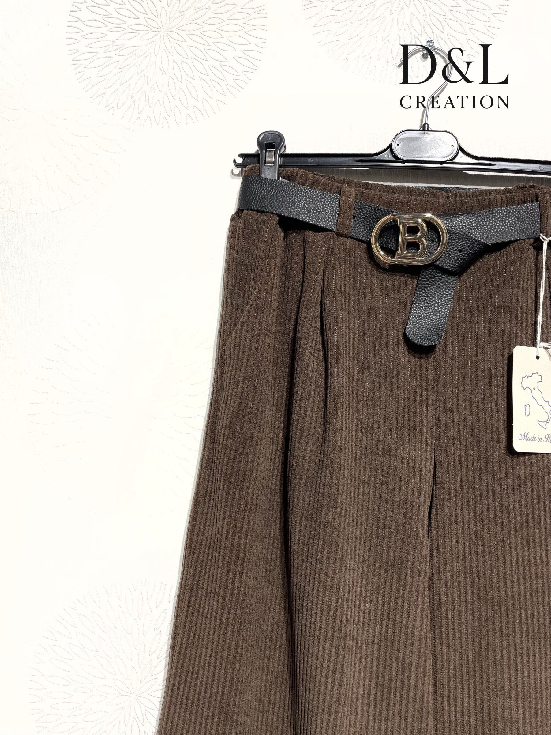 Vidbyxor i tjock ullsammet, storlekar 38 till 48 i Stor Storlek