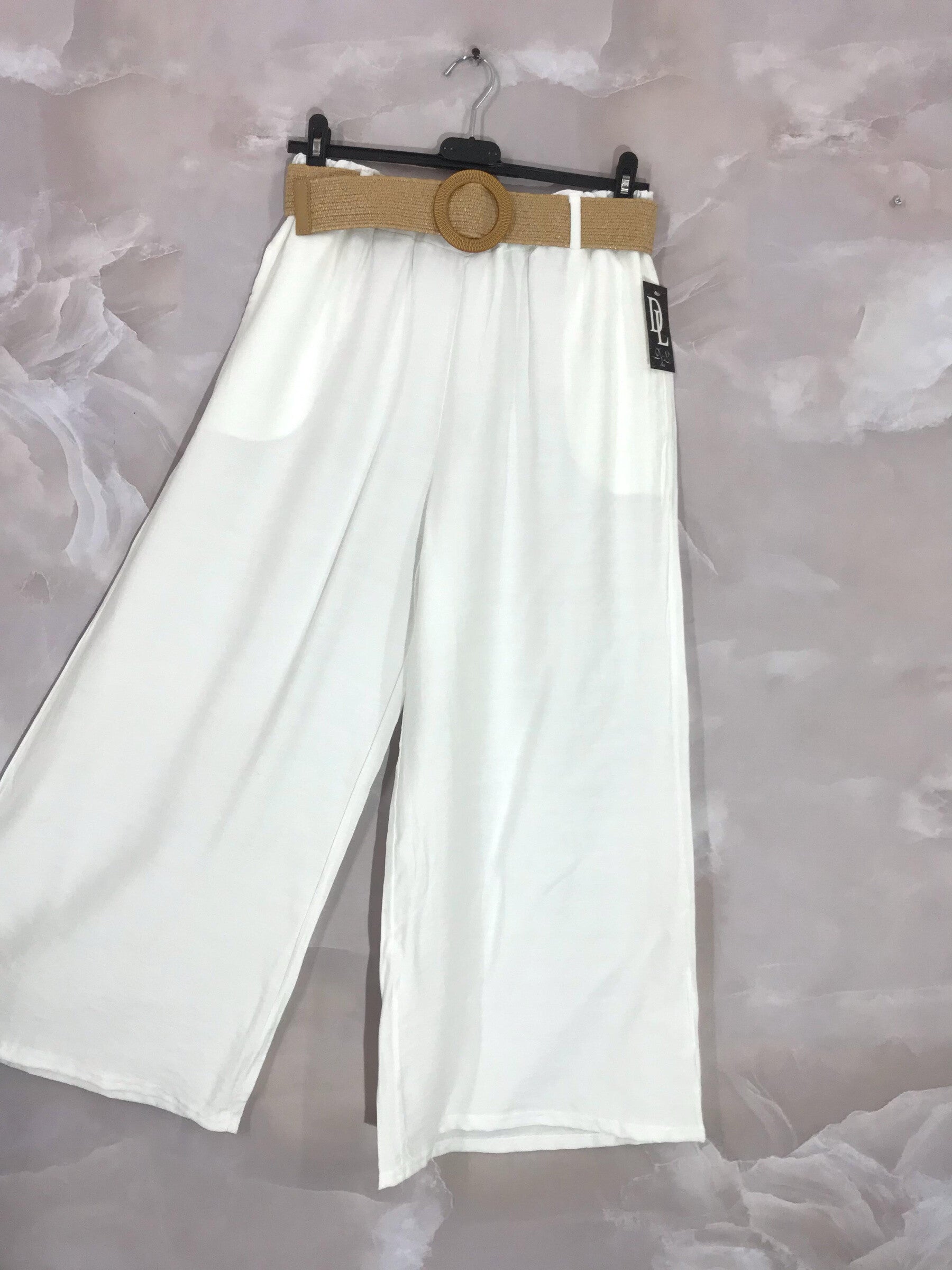 Plus Size Ungled wide leg pants with belt