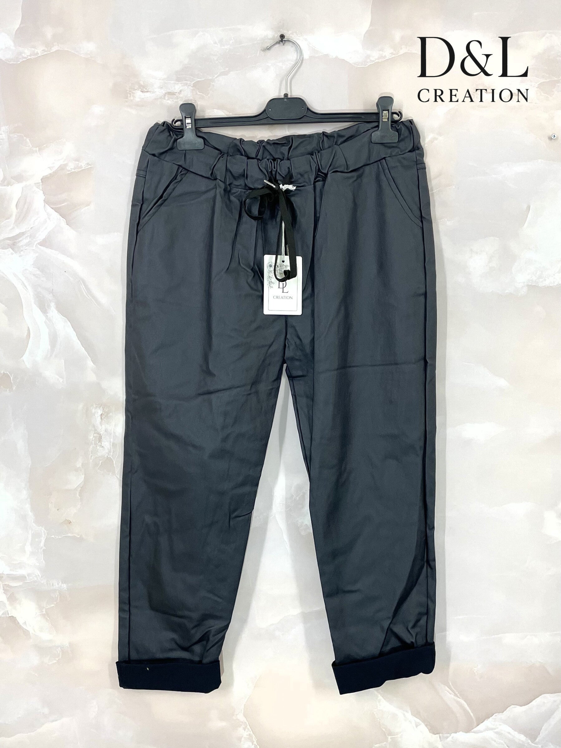 Faux leather pants sizes 38 to 48 i Stora Storlekar