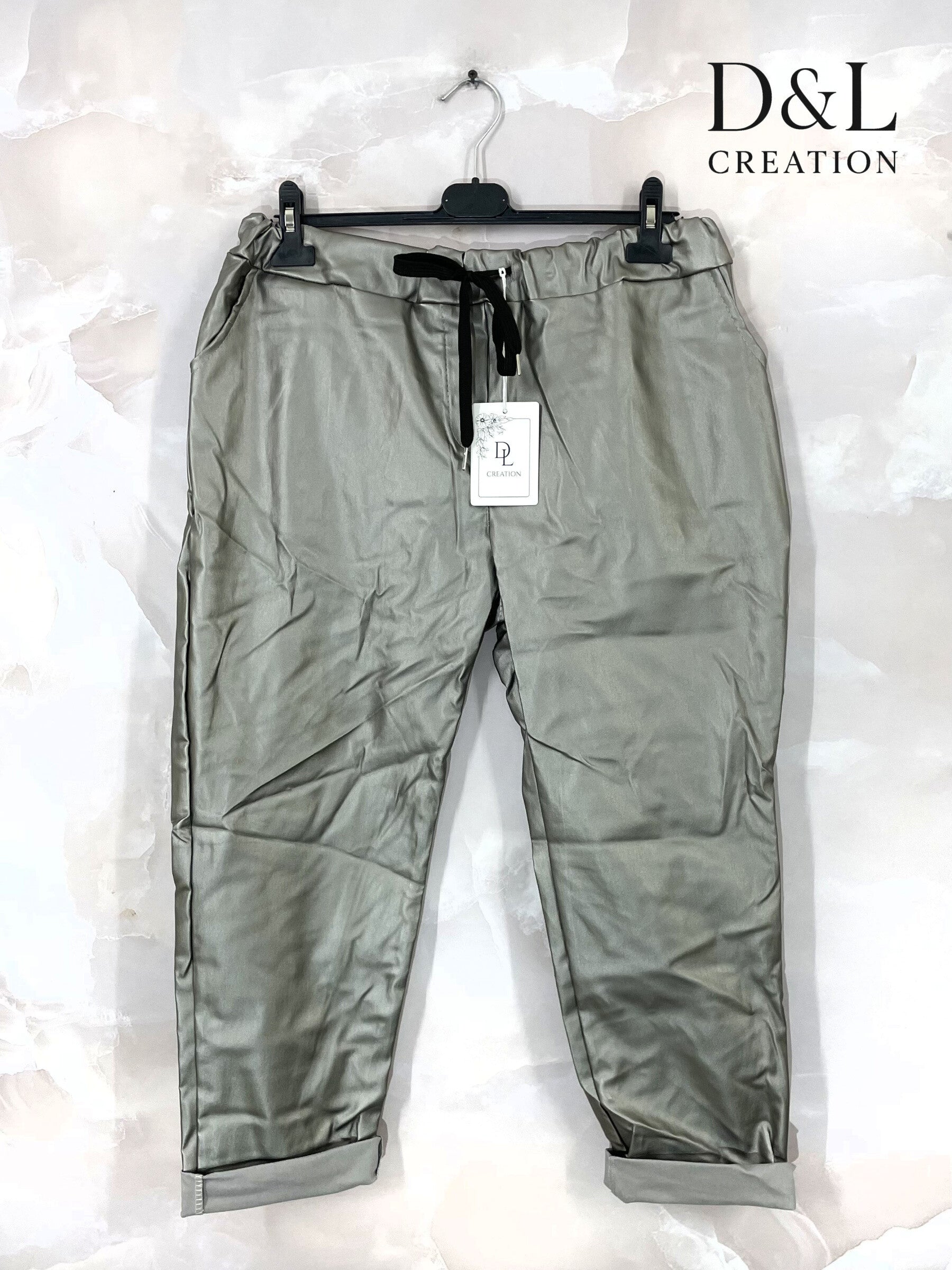 Faux leather pants sizes 38 to 48 i Stora Storlekar