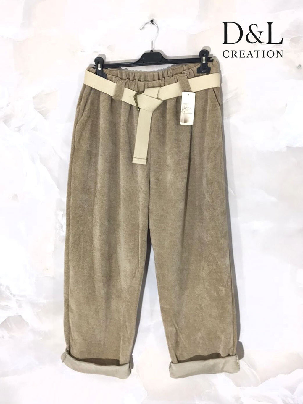 Corduroy pants with beige belt sizes 38 to 54 i Stor Storlek