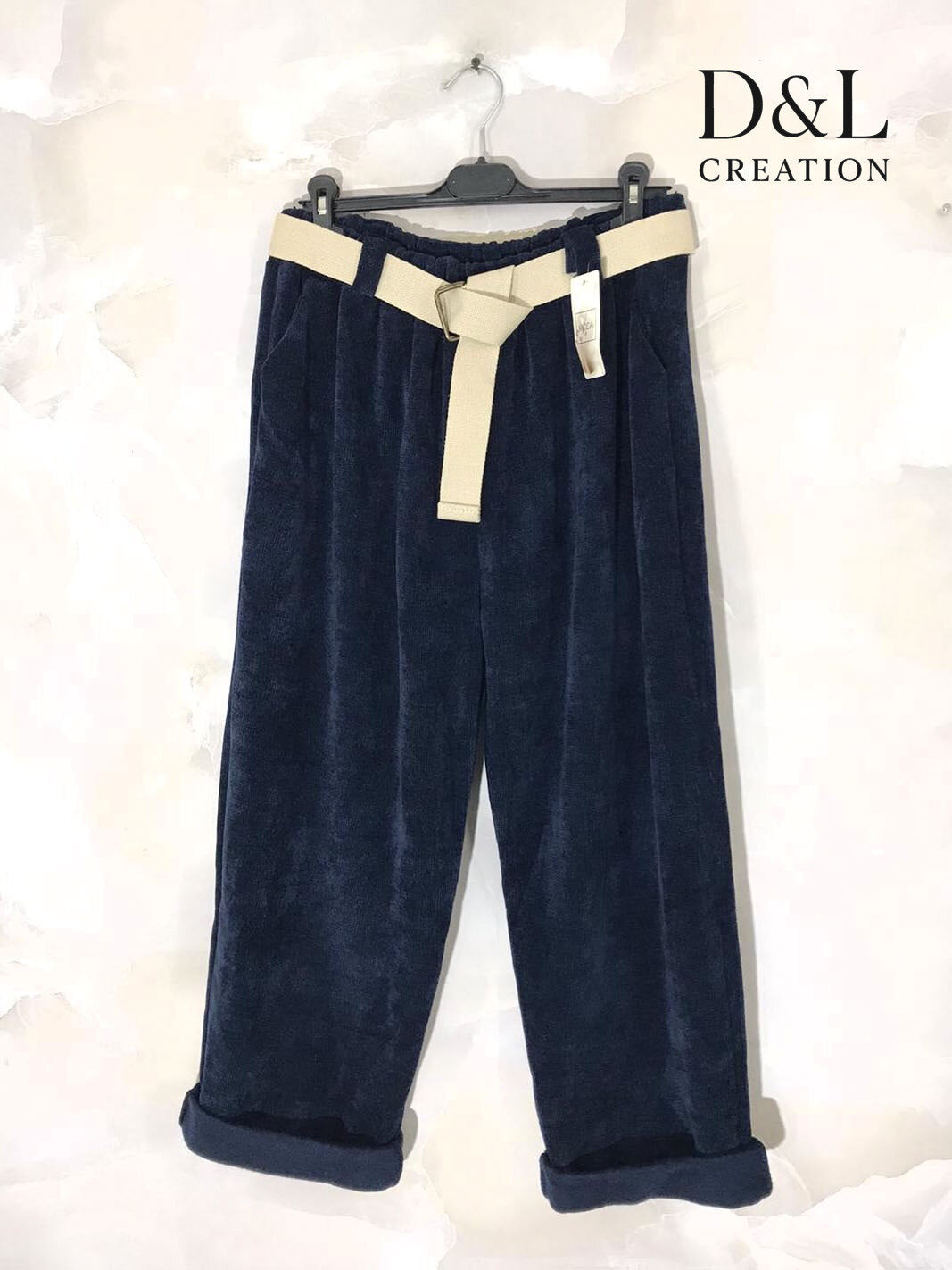 Corduroy pants with beige belt sizes 38 to 54 i Stor Storlek