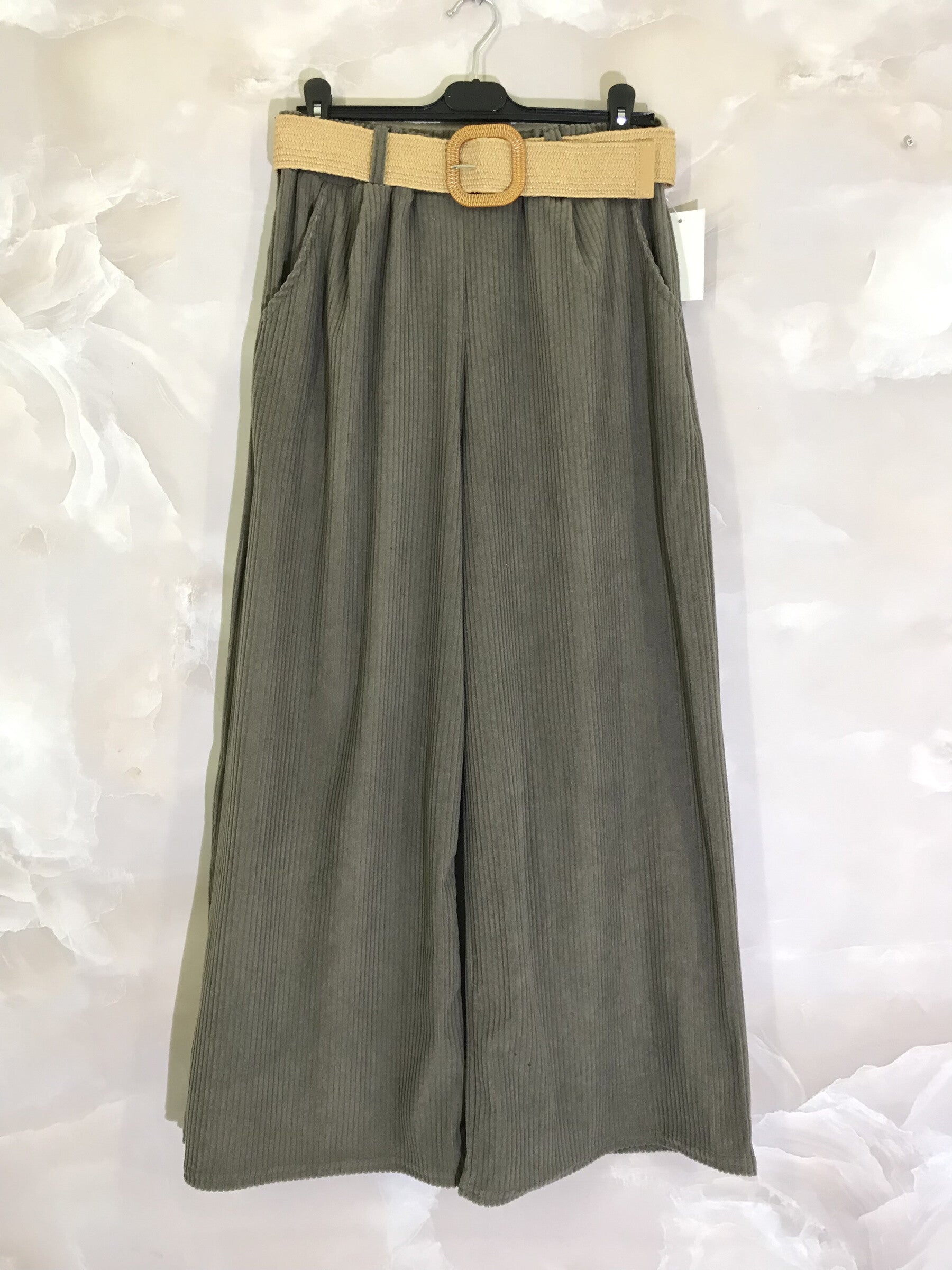 Plus Size Vidbenade Sammetbyxor med Elastisk Midja
