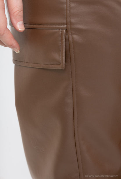 Plus Size Faux Leather Pants för Curvy Kvinnor