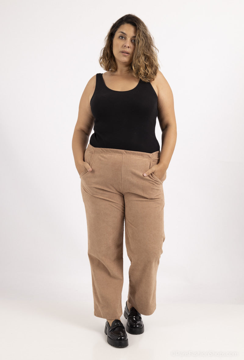 Plus Size Corduroy pants with pockets