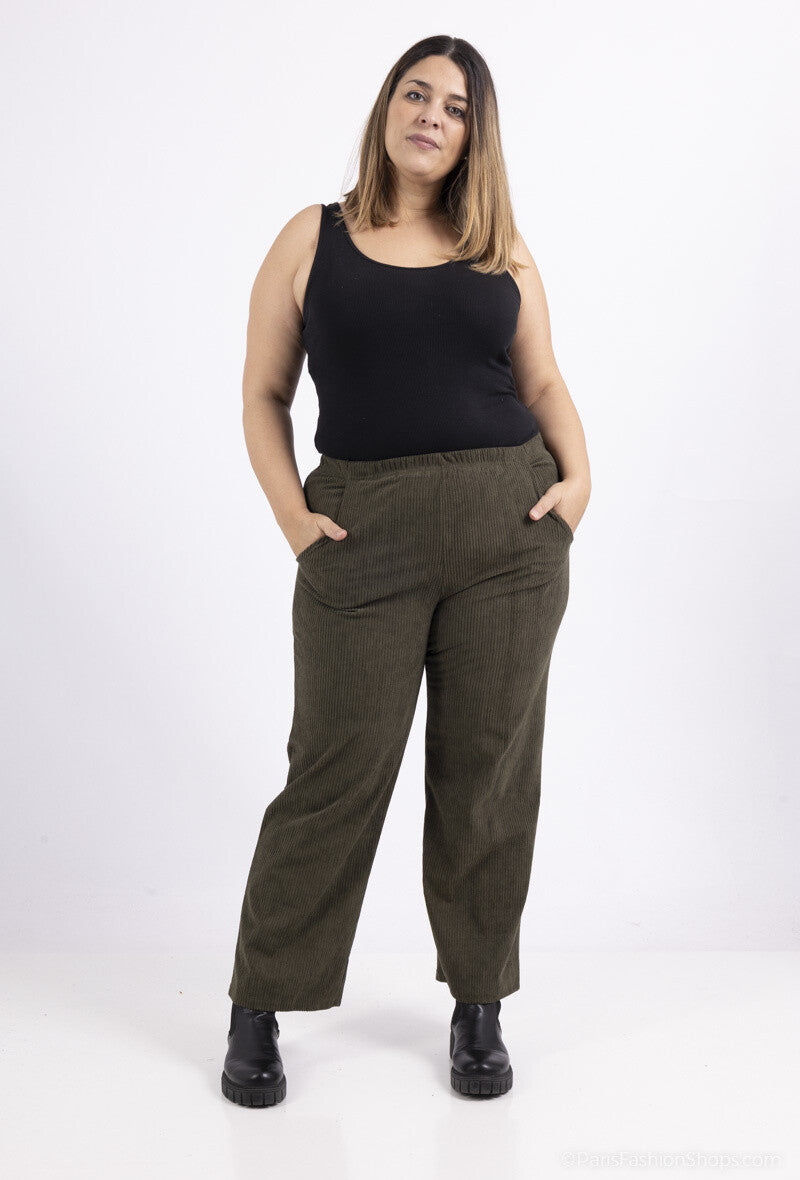 Plus Size Corduroy pants with pockets