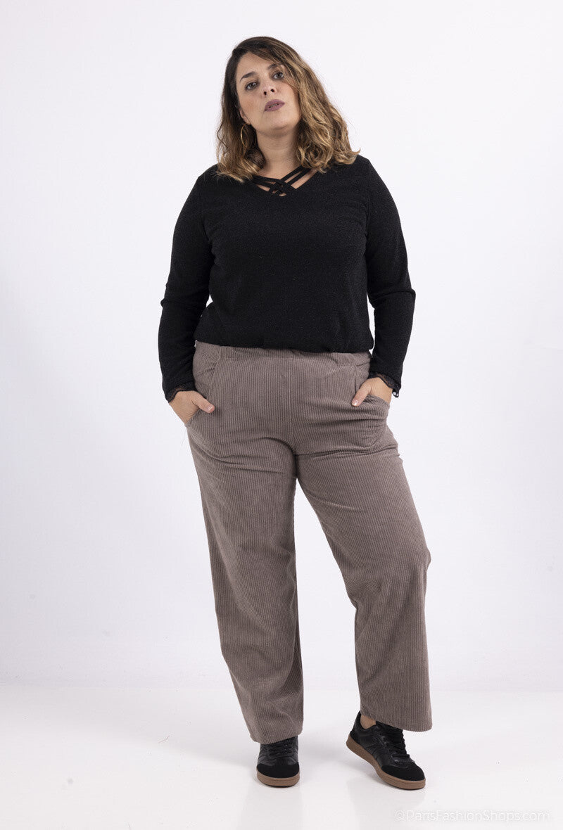 Plus Size Corduroy pants with pockets