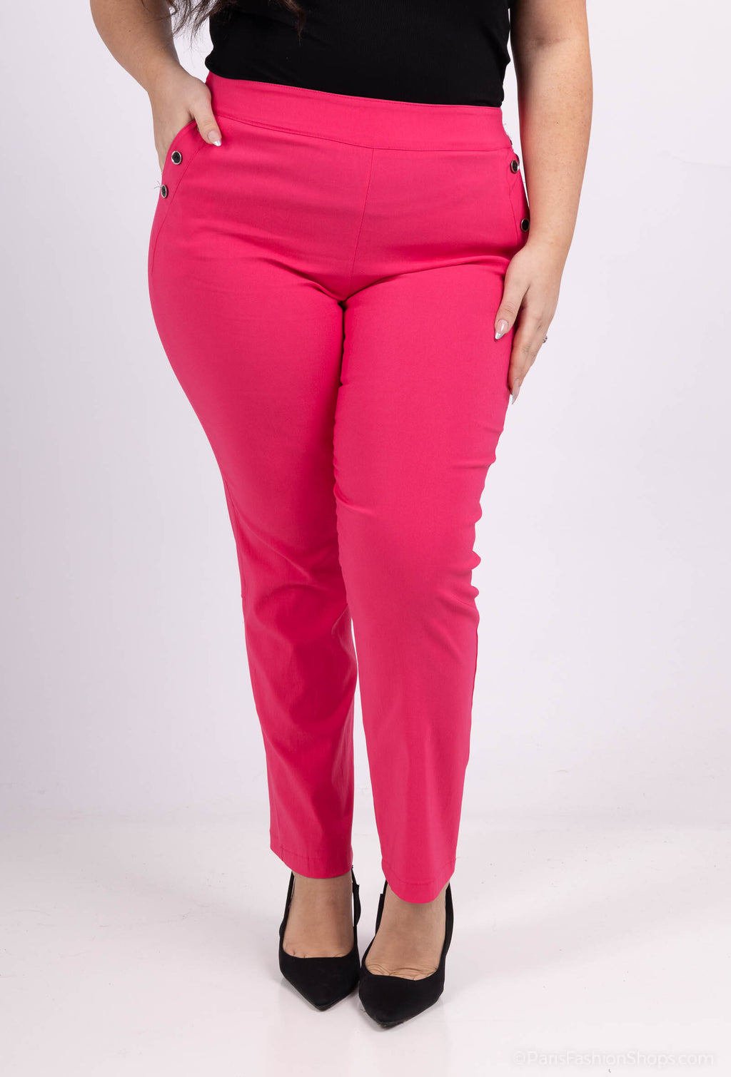 Plus Size Pants there are pockets with 3 button