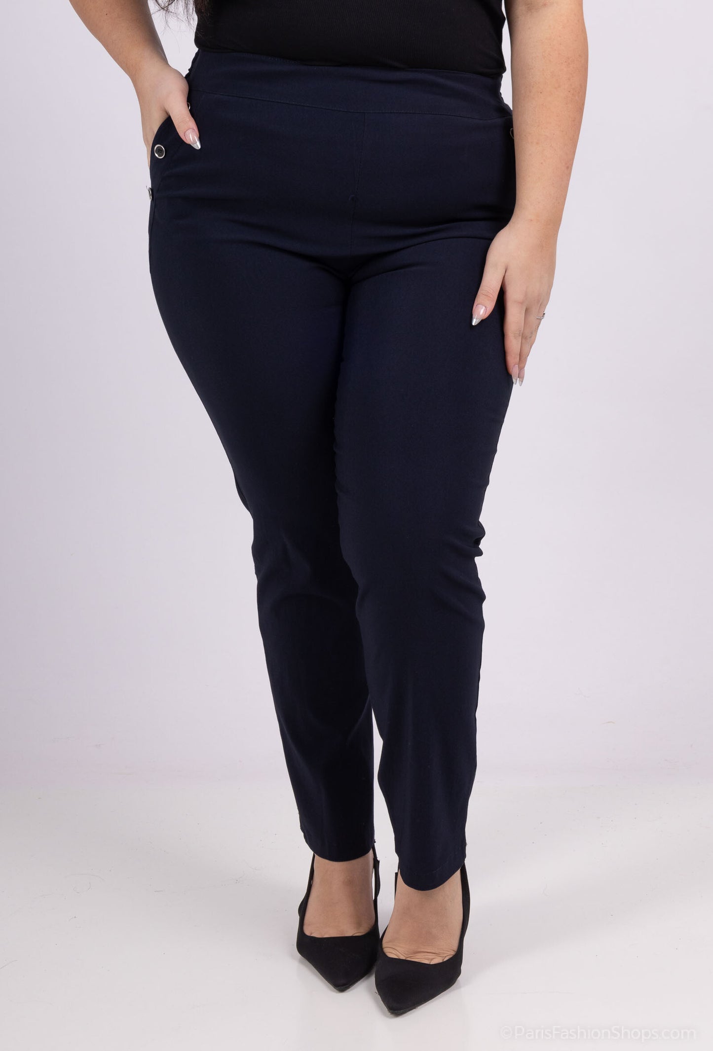 Plus Size Pants there are pockets with 3 button