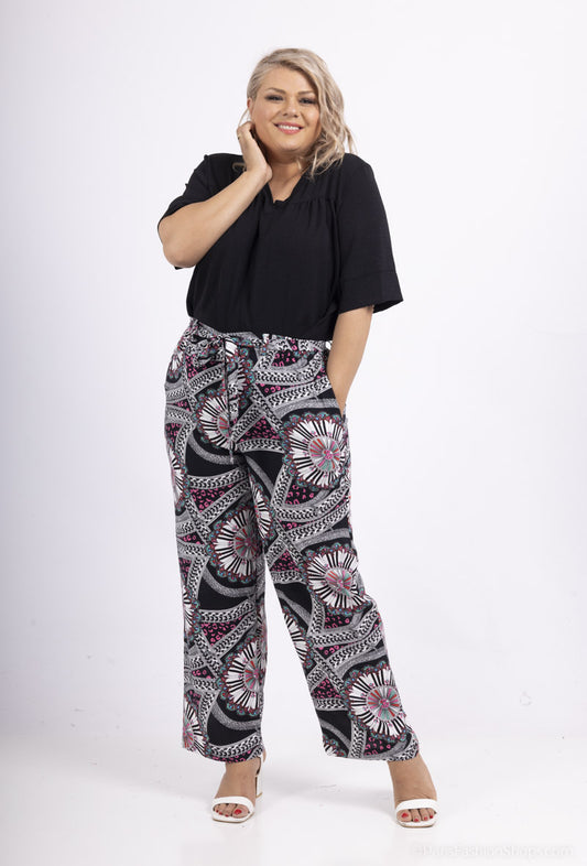 Plus Size Flowing Printed Pants