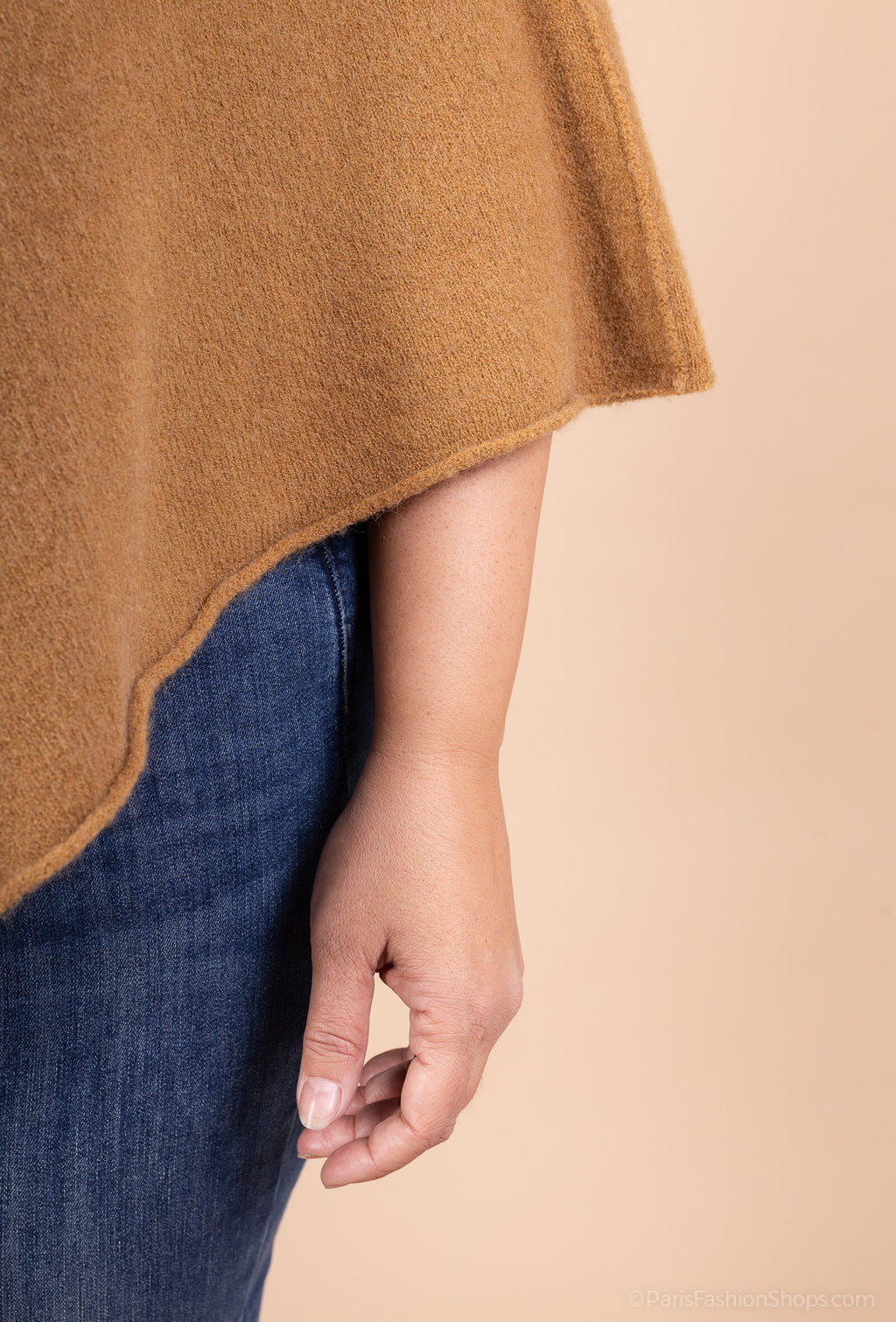 Alpaca Poncho i Storlek T38 till T54