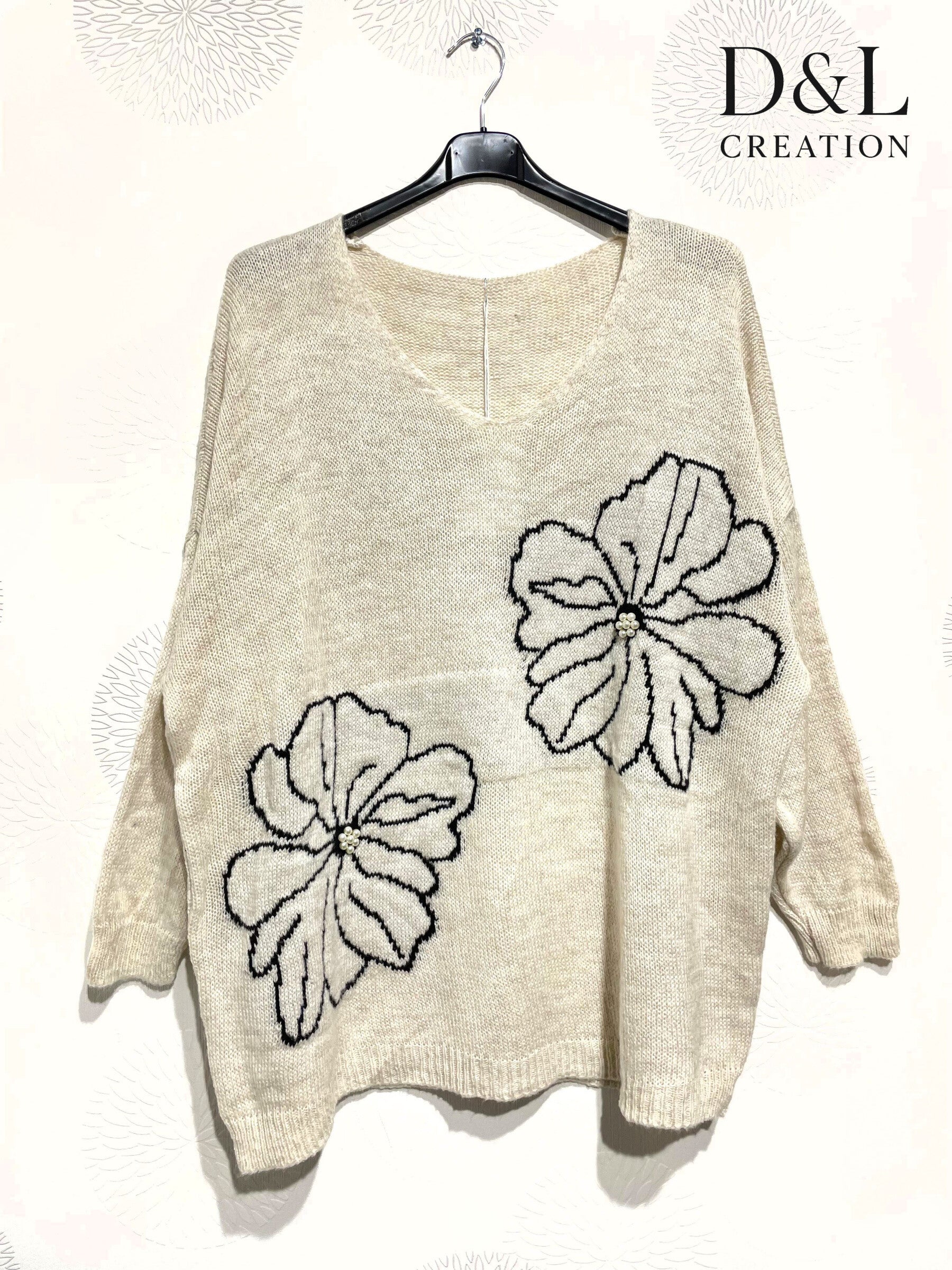 Sweater med blommig broderi och pärlor i storlekar 38 till 52 | Plus Size