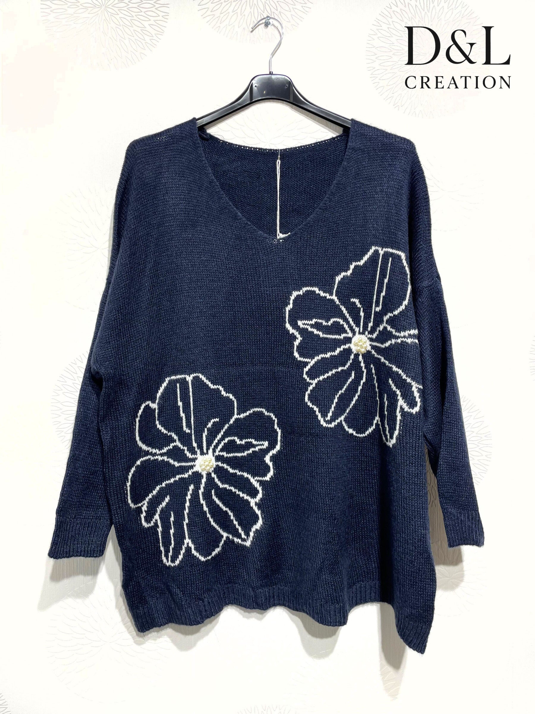 Sweater with floral embroidery and pearls sizes 38 to 52 i Plus Size