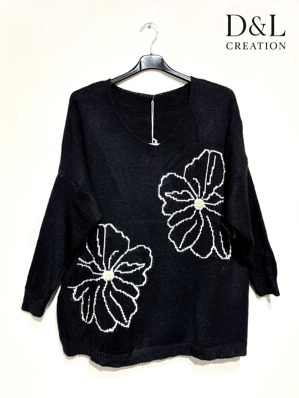 Sweater with floral embroidery and pearls sizes 38 to 52 i Plus Size