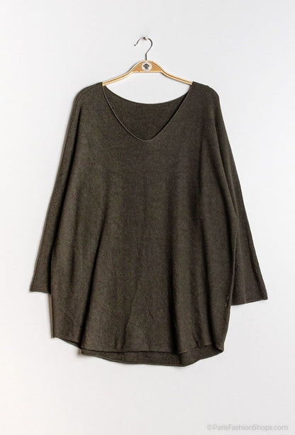 Plus Size Soft V-neck jumper