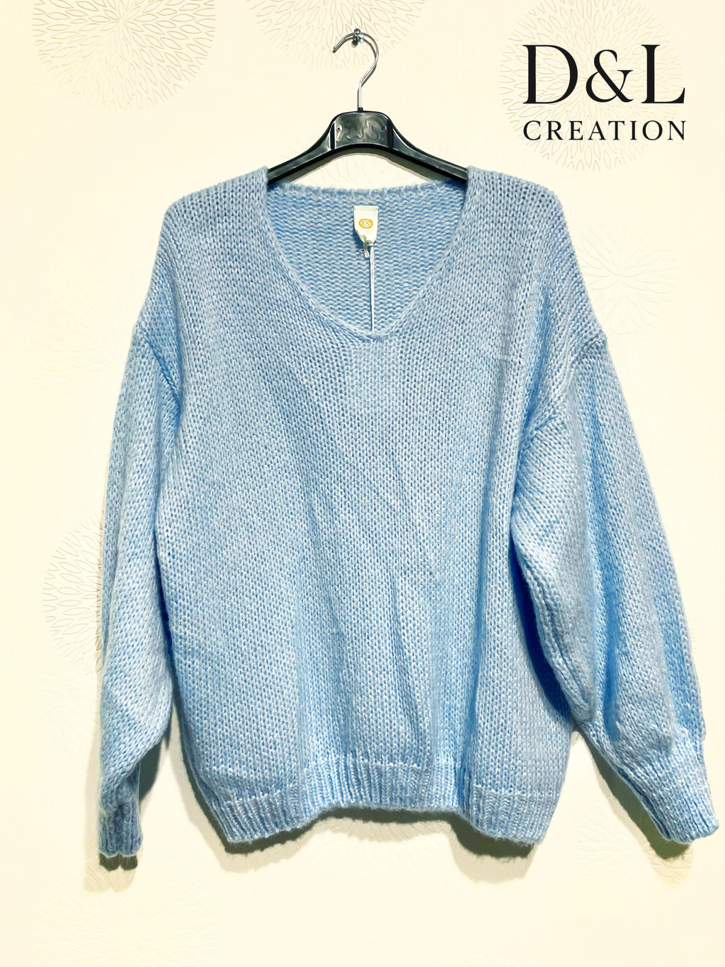 Super soft oversized V-neck sweater with mohair