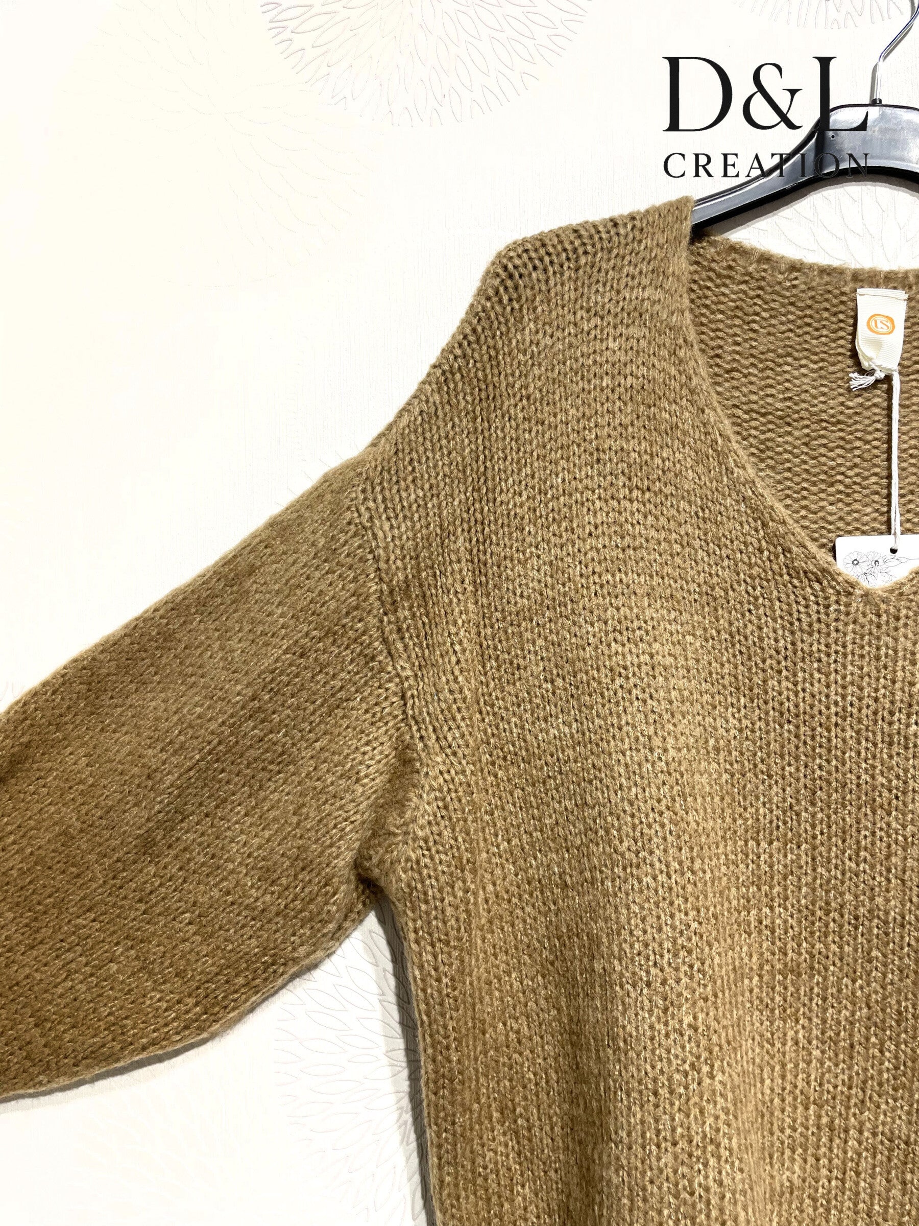 Supermjuk oversized V-ringad tröja med mohair, storlek T38 till T52+