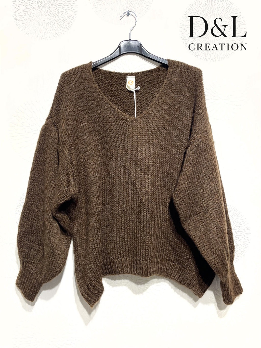 Super soft oversized V-neck sweater with mohair