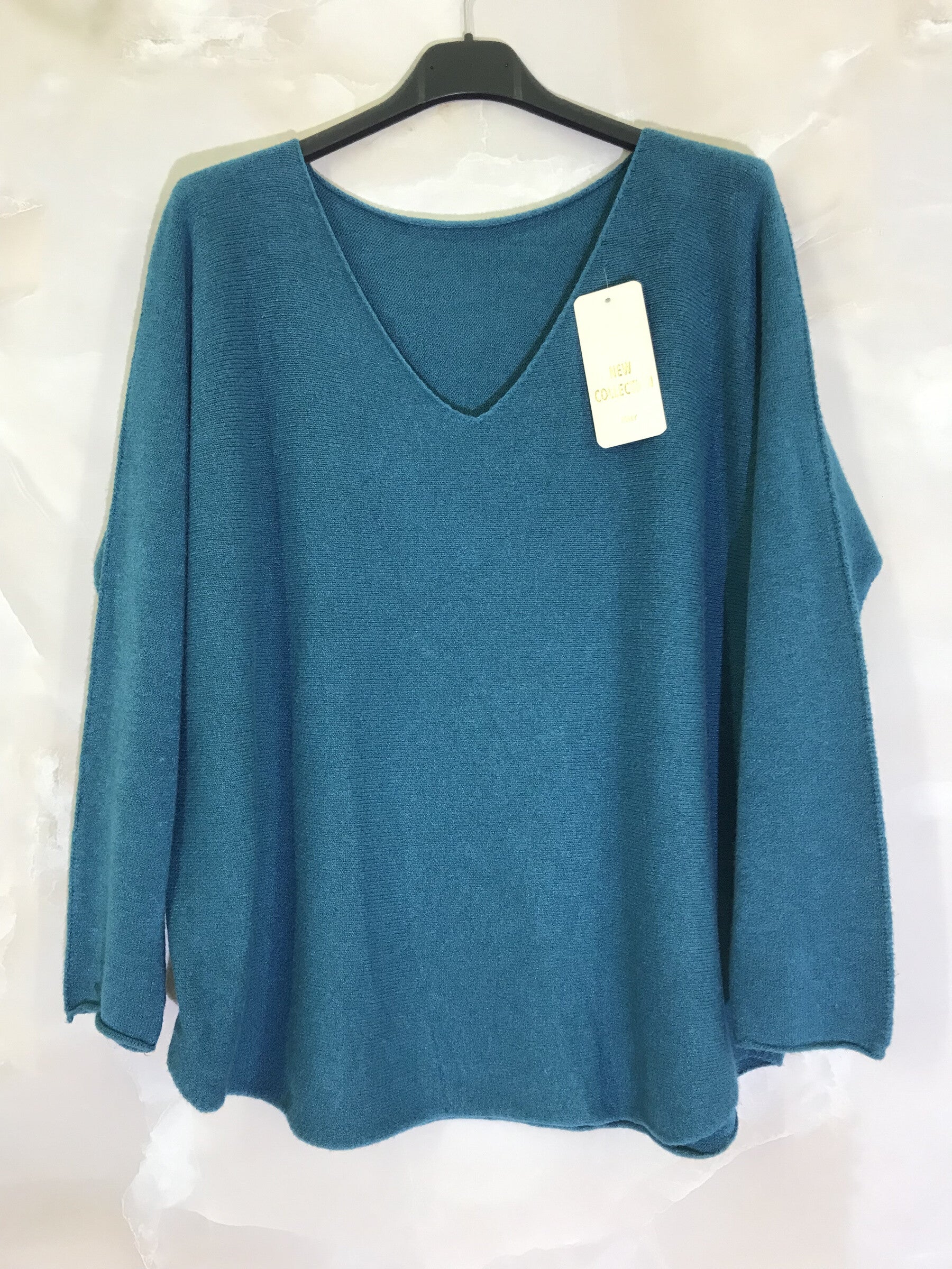 Stretch plain V-neck sweater size M to XL+ i Stor Storlek