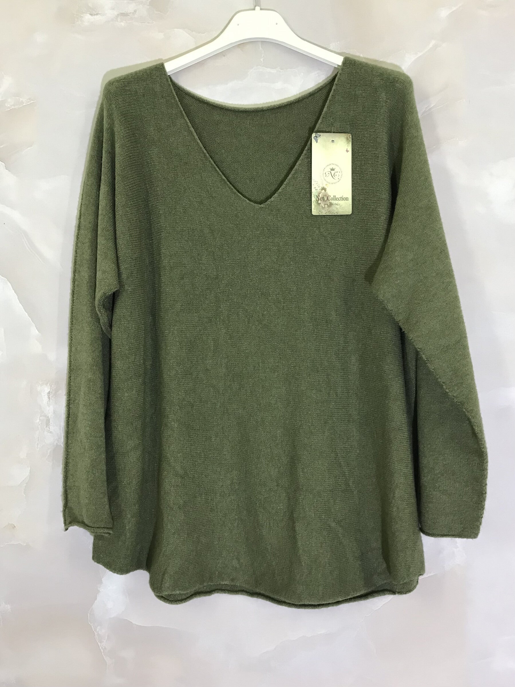Stretch plain V-neck sweater size M to XL+ i Stor Storlek