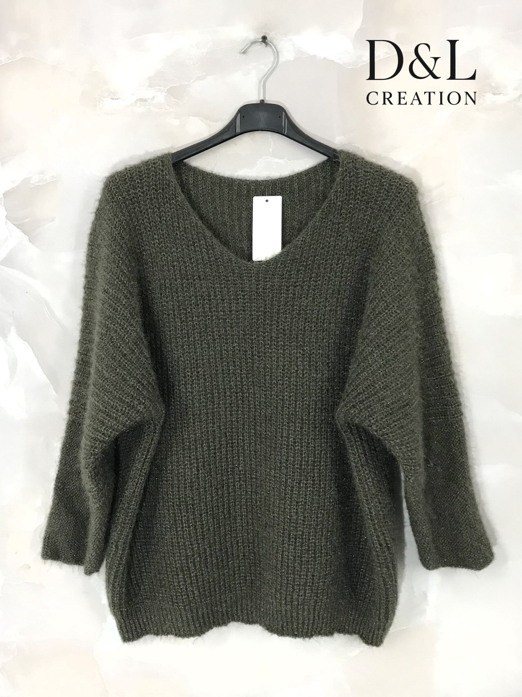 Thick sweater in soft knit