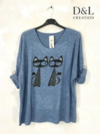 Fine knit cat sweater with rhinestones