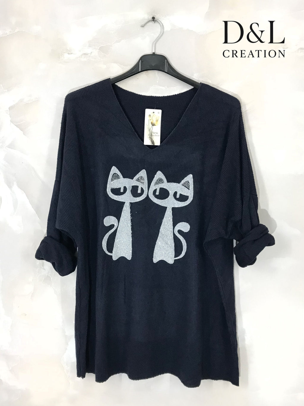 Fine knit cat sweater with rhinestones