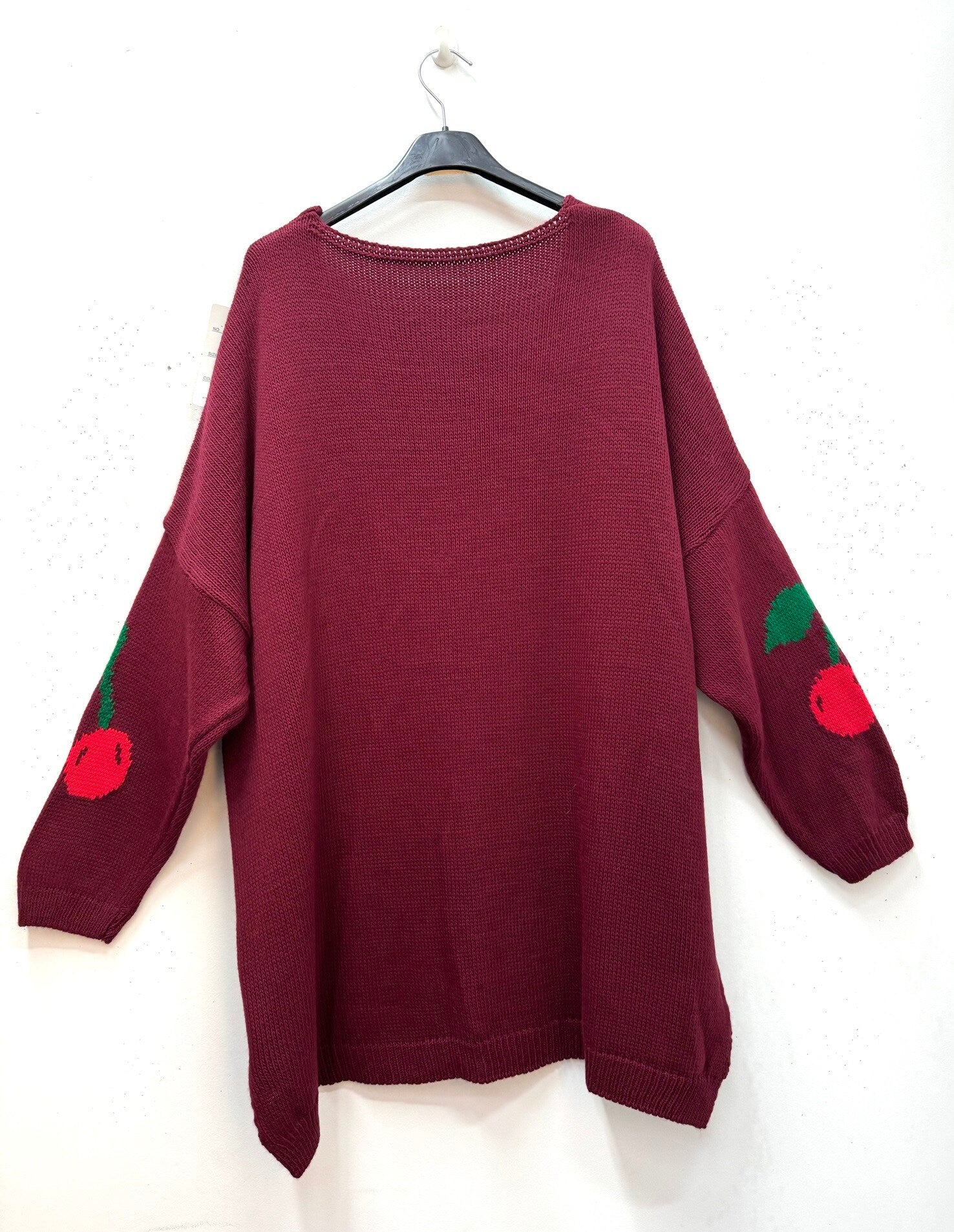 Cherry pattern sweater i Stor Storlek